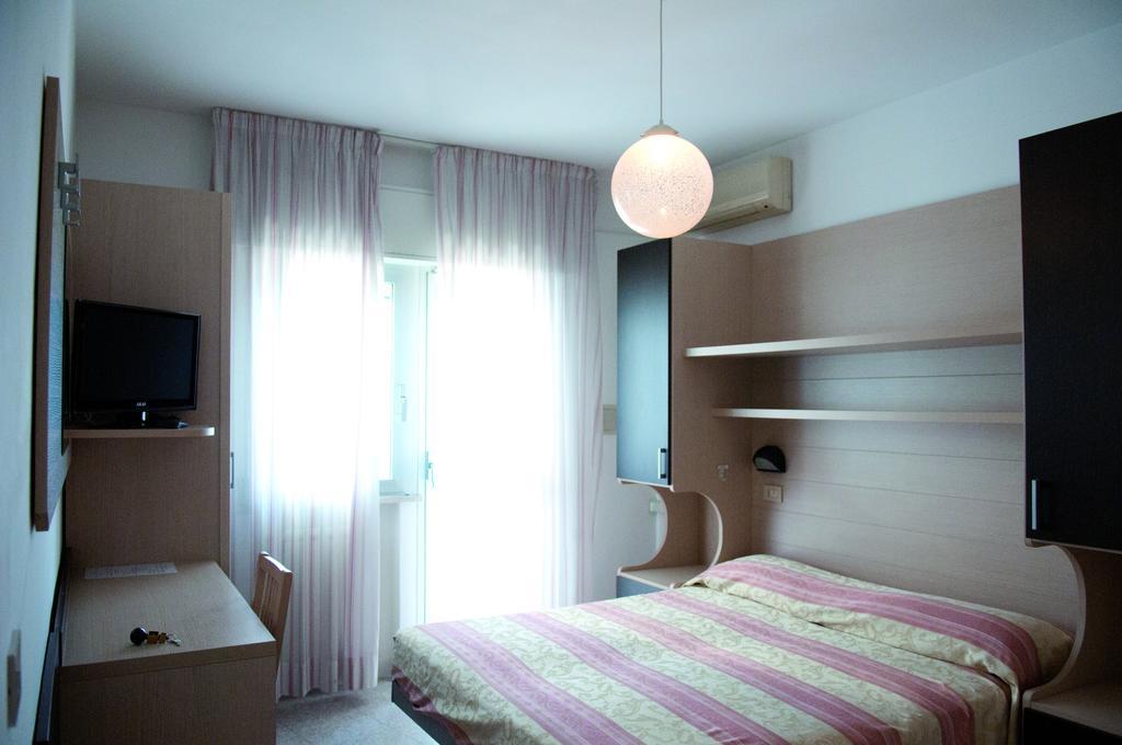 לידו די סביו Hotel Asiago Beach חדר תמונה